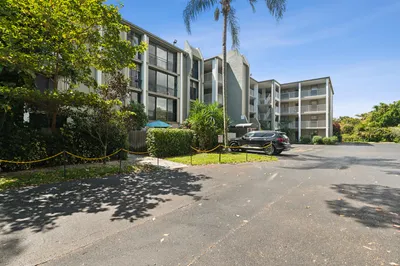 501 SW 11th Place #412 1
