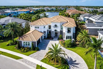 2703 NW 71st Boulevard 1