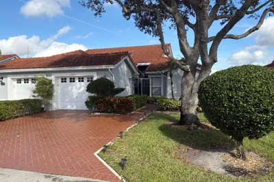 7275 Summer Tree Drive 1