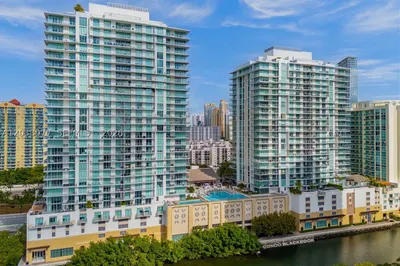 330 Sunny Isles Blvd #5-2002 1