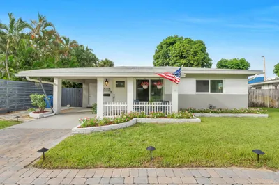 731 NE 49th Street 1