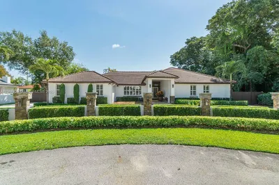 18015 SW 82nd Ct 1