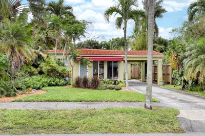 Front view of home from 19th St.