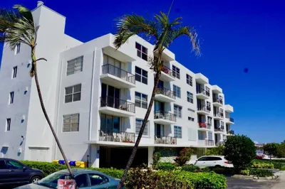 301 Croton Avenue #407 1