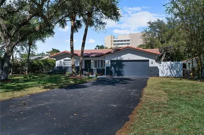 807 NW 7th Street 1