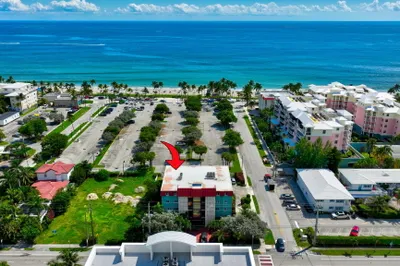 180 SE 20th Avenue #403 1