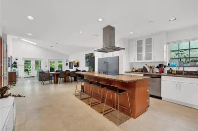 Kitchen Hall