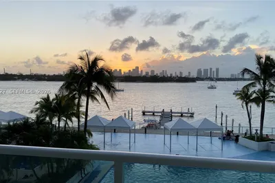 1000 WEST AVE #318 1