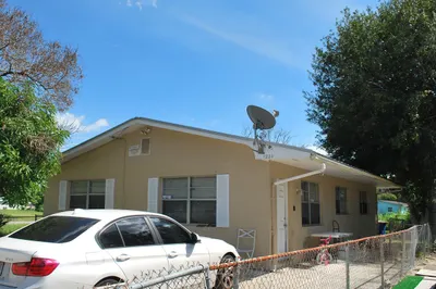 1223 Mccray Court 1