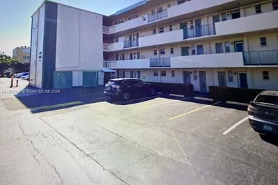 1333 E Hallandale Beach Blvd #206 1