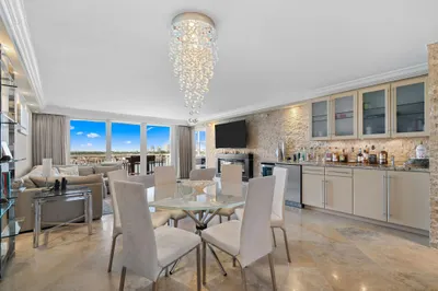 511 Bayshore Drive #807 1