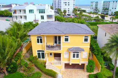 450 Surfside Lane, Juno Beach, FL 33408