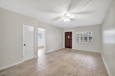 917 NE 16th Avenue #7 1