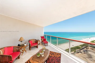 6767 Collins Ave #2206 1