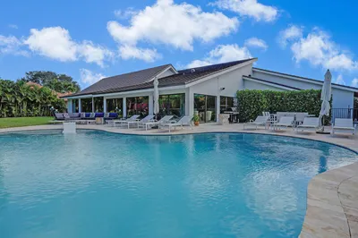 4561 Oak Tree Court 1