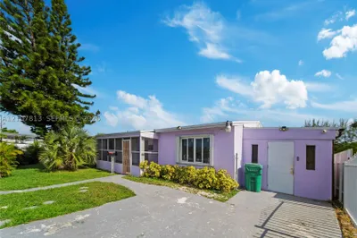 2461 NW 208th St 1