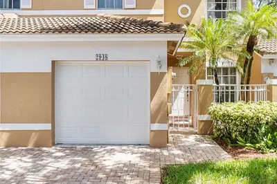 2948 NW 99th Ter 1