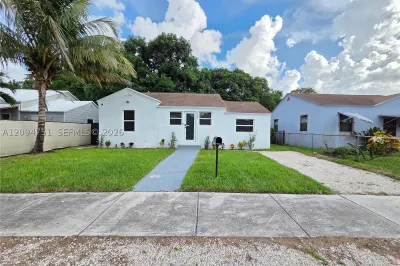 1044 NW 64th St 1