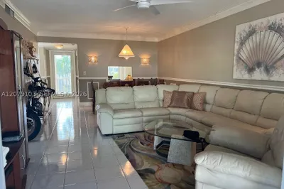 1350 Atlantic Shores Blvd #322 1