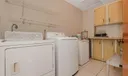 271 E 17th St Photo