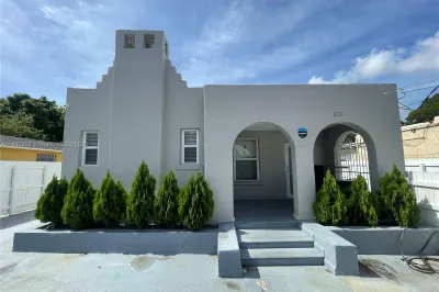 1152 NW 29th Ter 1