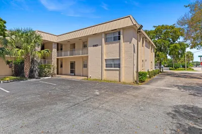 10821 N Military Trail #19 1