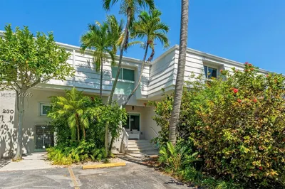 232 Sea View Dr #108 1