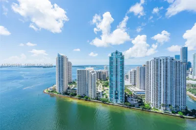 325 S Biscayne Blvd #3821 1
