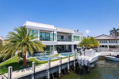 749 Bamboo Dr 1