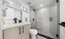 727 Collins Ave Photo