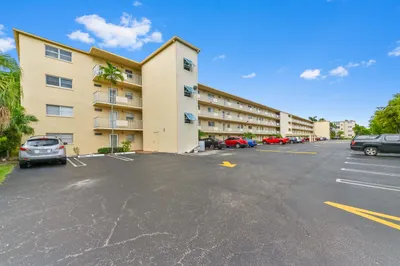 2615 NE 3rd Court #3170 1