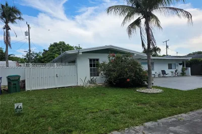 10220 SW 164th St 1