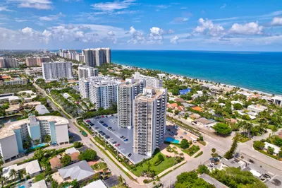 2715 N Ocean Boulevard #7D 1