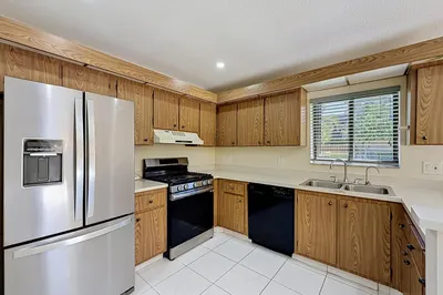 4644 Cherry Road 1