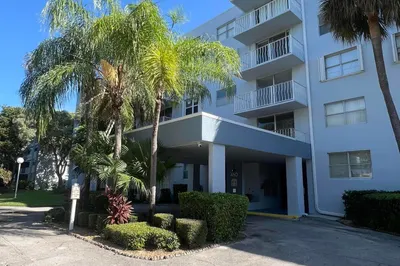 480 Executive Center Drive #2d 1