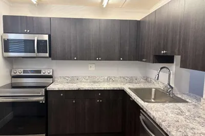 1700 NW 58th Terrace #2h 1