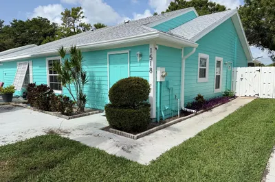 1518 Royal Forest Court 1