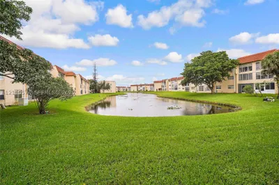 8821 Sunrise Lakes Blvd #102 1