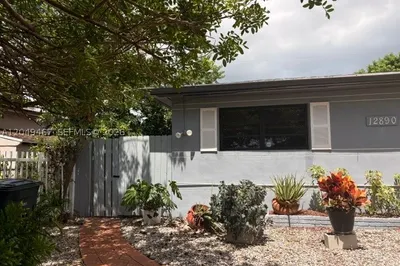 12890 NE Miami Ct 1