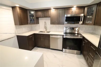 8101 Byron Ave #407 1