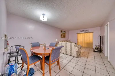 140 Royal Palm Rd #111 1