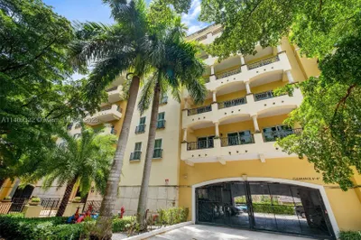 20 Calabria Ave #204 1