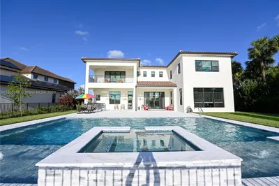 9435 Grand Prix Ln 1