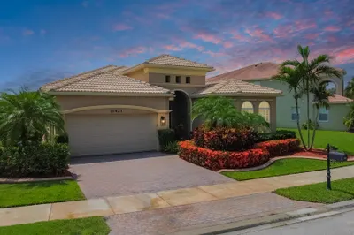 11421 SW Kingslake Circle 1