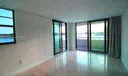 6820 Indian Creek Dr #2E Photo