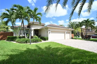 1631 NW 21st St 0 1