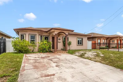 18815 NW 37th Ave 1