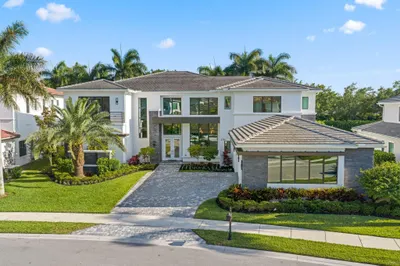 2702 NW 71st Boulevard 1