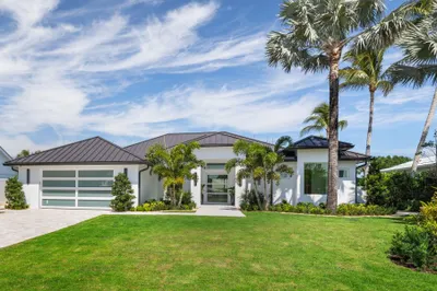 23 Leeward Circle 1