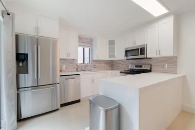 701 Waterview Drive 1